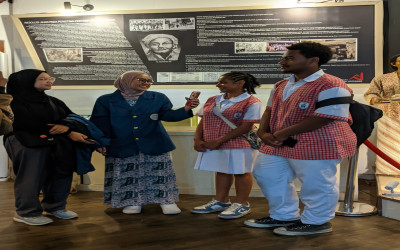 Kegiatan Outing kelas XI: Eksplorasi Sejarah dan Ekonomi Kreatif di Surabaya